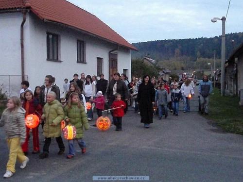 Lampiónový průvod